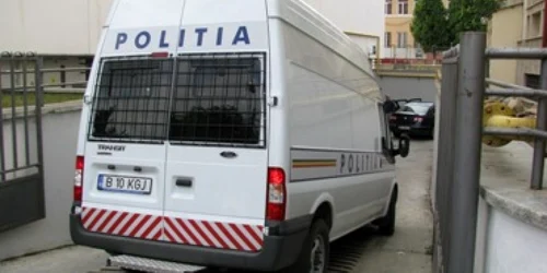 Bărbatul s-a ales cu dosar penal după ce a fugit de la locul accidentului.