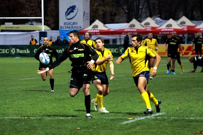Marian Apostol a reuşit trei eseuri cu Parma * Foto: Marian Burlacu