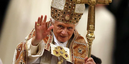 Papa Benedict FOTO Reuters