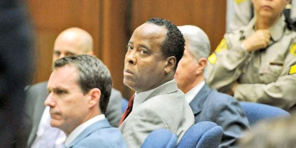 Doctorul Conrad Murray, la proces