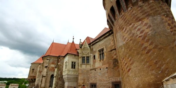 castelul corvinilor