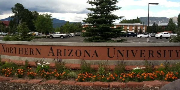 Northern Arizona University FOTO nau.edu