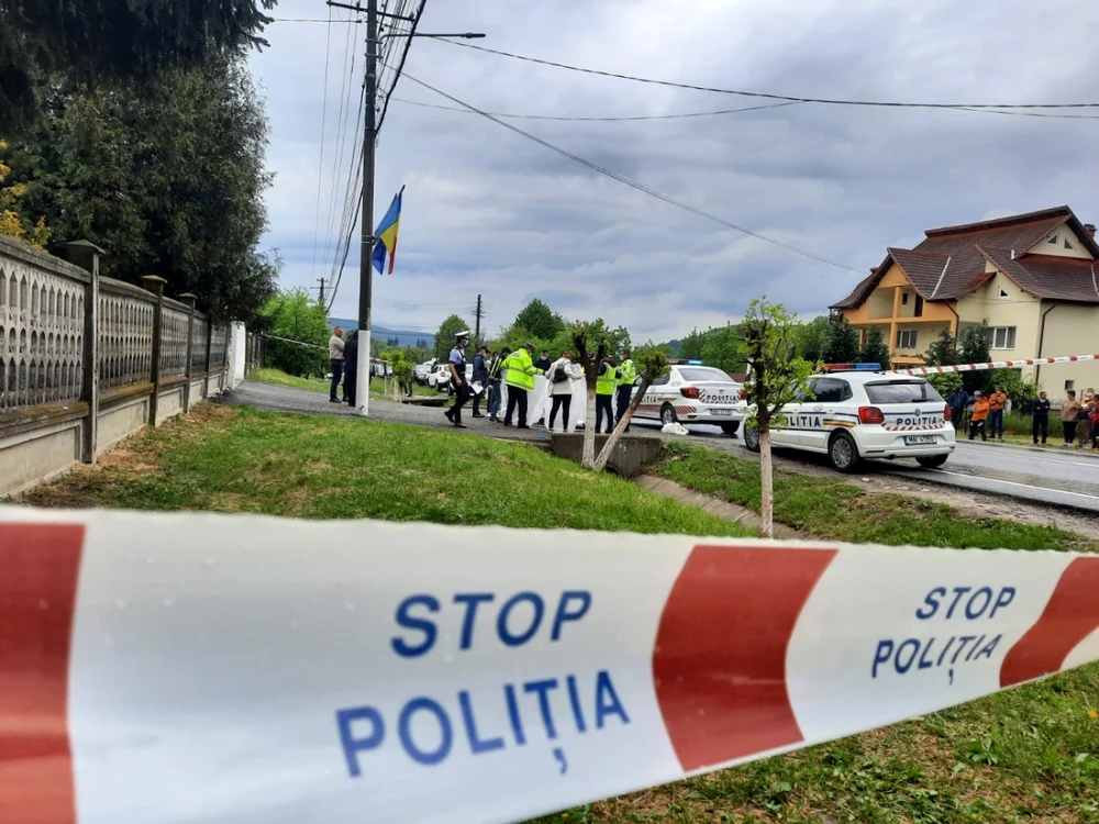 Dubla crimă a fost comisă lângă o biserică din Argeş FOTO: Denis Grigorescu