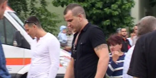 Șoferul Mercedes-ului și amicii săi au amenințat martorii