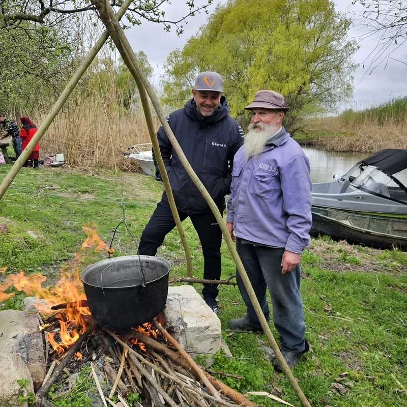  Chef Sorin Bontea (55 de ani) este foarte încântat de noul proiect pe care l-a făcut alături de prietenii lui de suflet și colegii săi de la MasterChef
