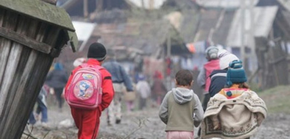 Copiii români sunt cei mai expuși riscului de sărăcie și excluziune socială din UE. Date îngrijorătoare