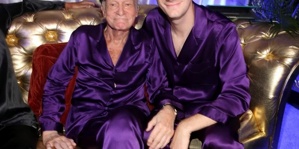hugh hefner si fiul sau cooper foto getty images