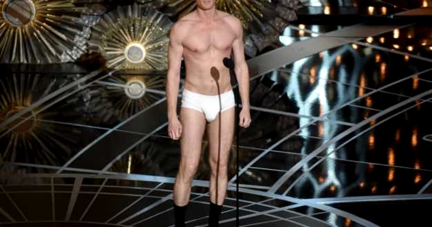 Neil
Patrick Harris, gazda Oscar 2015, a pus în scenă un moment din
filmul „Birdman/ Omul Pasăre“ FOTO AP