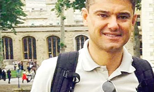 Politicianul a slăbit 4 kilograme, face yoga şi se distrează non stop jpeg