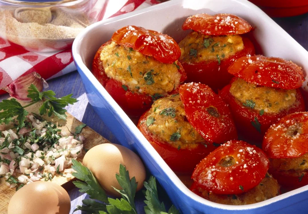 rosii la cuptor umplute cu carne de vită jpeg