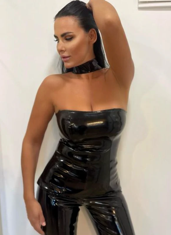 lavinia parva3 png