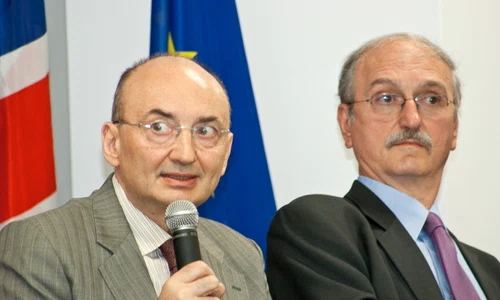 Bani, dar mai ales instituţii de la UE jpeg