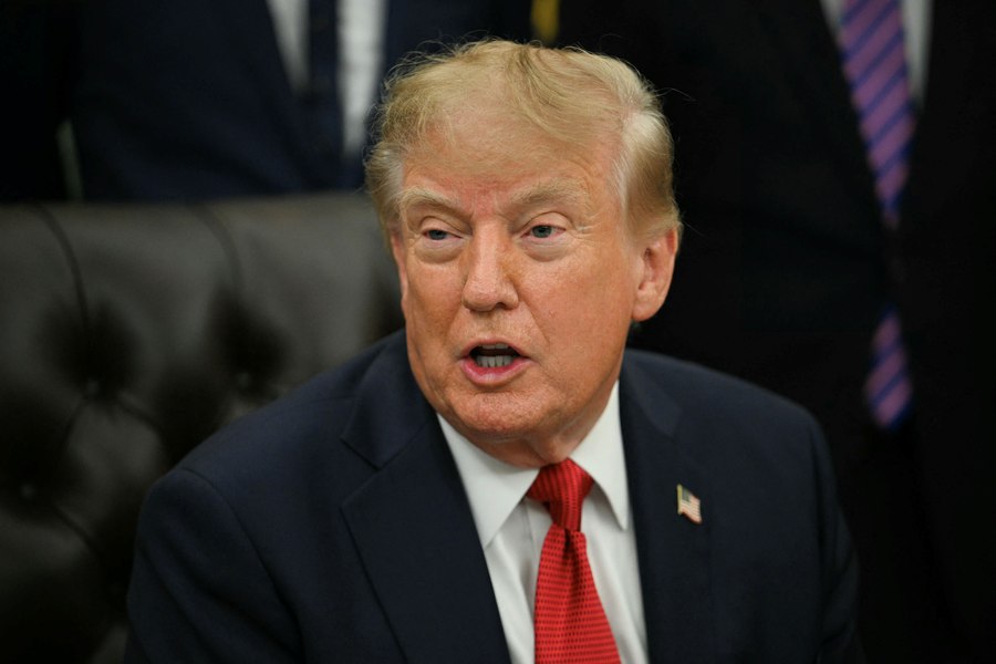 Donald Trump, acuzat de propagandă ilegală după difuzarea unui reclame finanţată cu bani publici