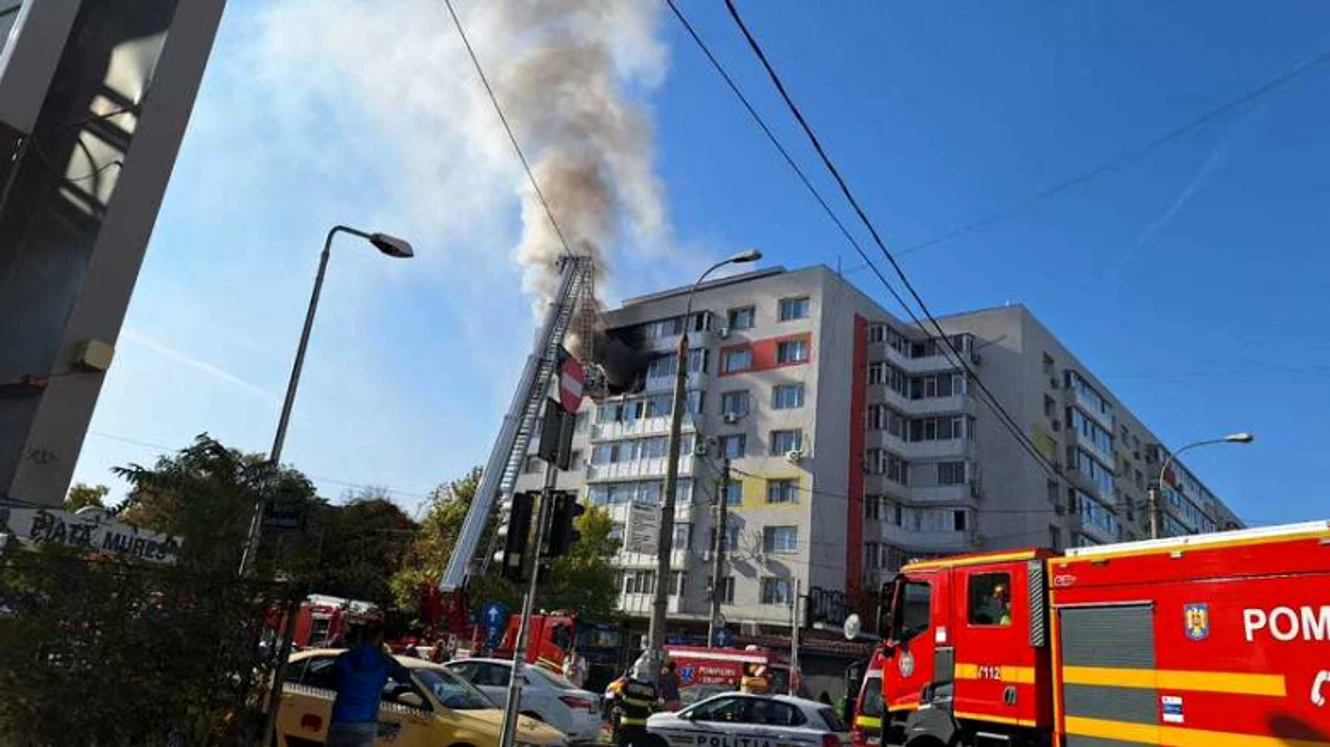 Incendiul a izbucnit la un apartament situat la etajul 6 FOTO ISU