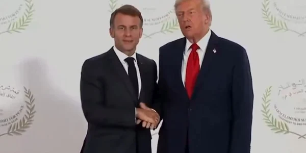 macron și trump strangeri de mana jpeg