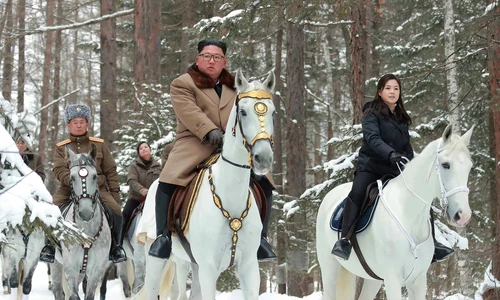 4 kim jong un calare pe cal pe muntele paektu 7 jpg jpeg