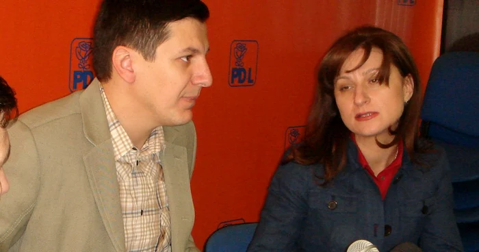 Alin Trăşculescu şi Sorina Plăcintă, la începuturile carierei lor politice