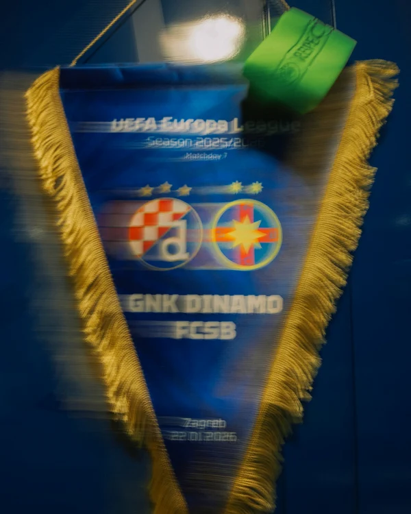 Fanionul partidei dintre români și croați  FOTO Facebook GNK Dinamo Zagreb
