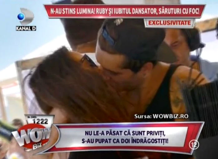 Ruby şi dansatorul ei s-au sărutat fără să se ascundă de ochii lumii (captură: Kanal D)