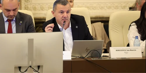 Narcis Mircescu captura  Youtube USR png