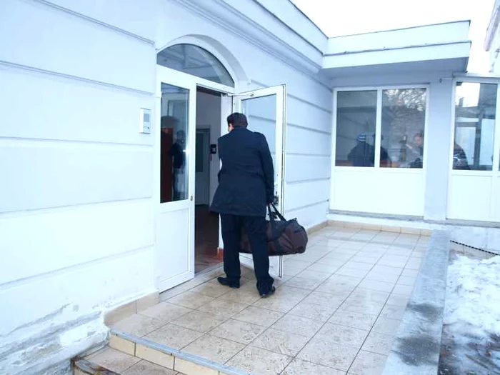 George Bosânceanu intră în sediul IPJ Constanţa