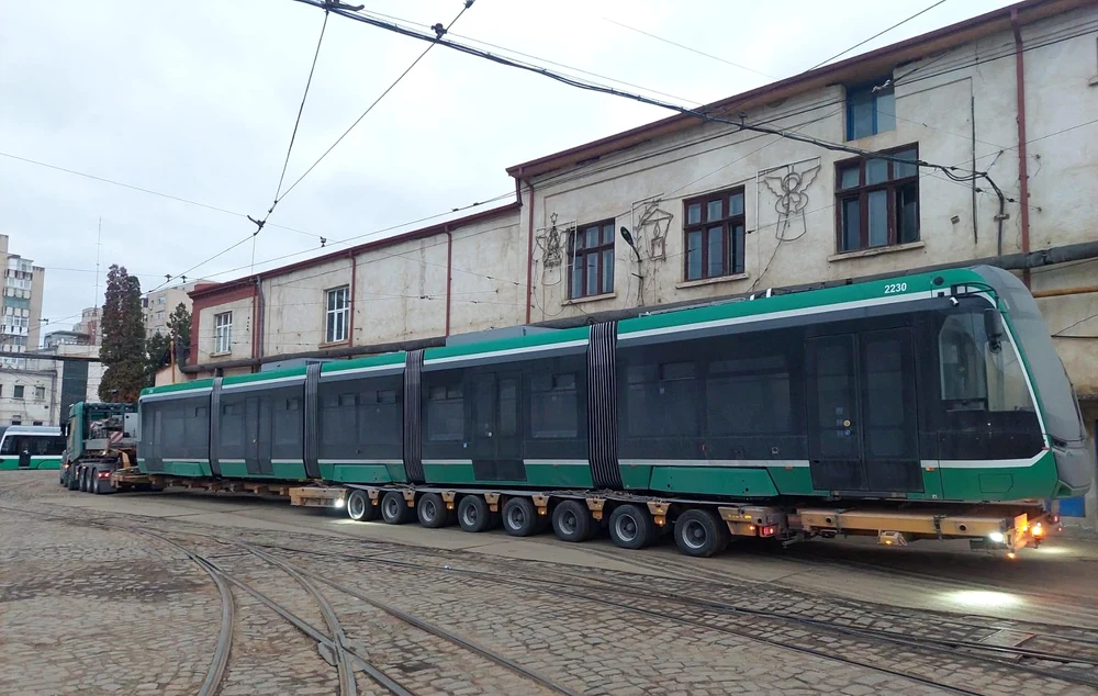 Tramvai Bozankaya SURSĂ Primăria Municipiului Iaşi