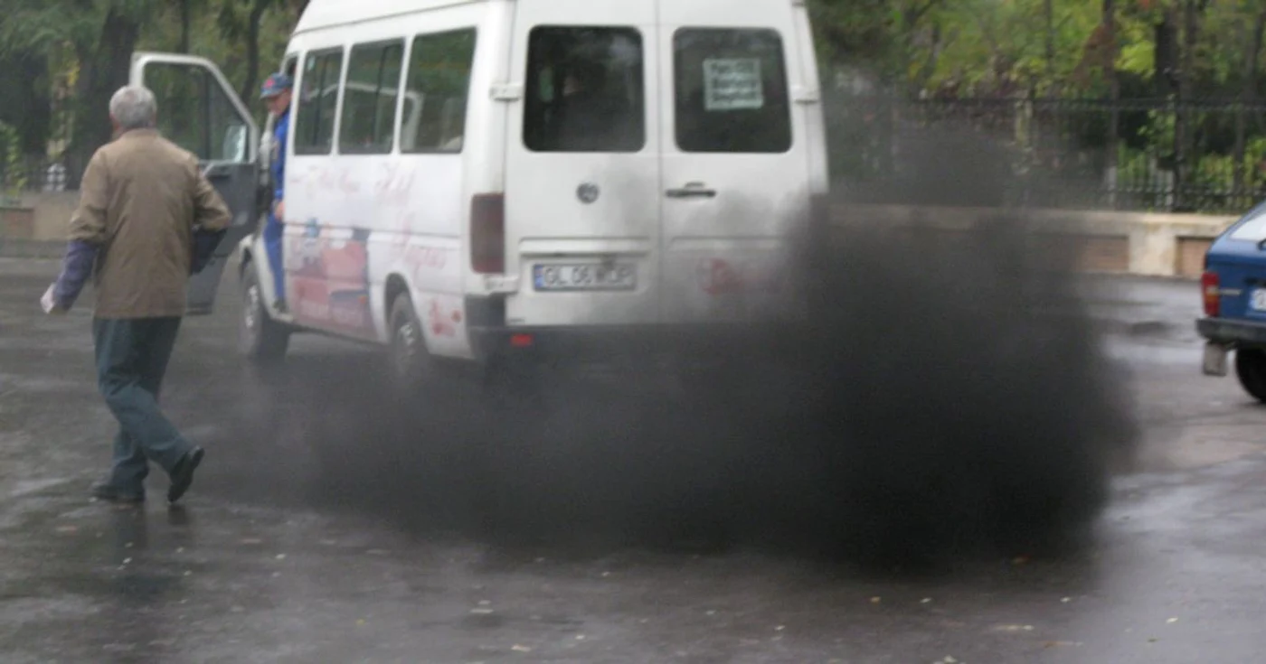 Sensurile giratorii-soluţia propusă de edili pentru rezolvarea problemei aglomeraţiei Foto Bogdan Dimofte