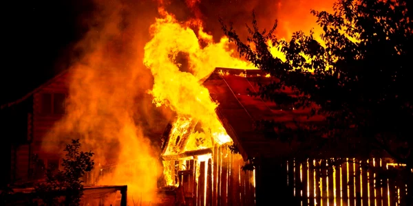 Casa incendiu foc locuinta FOTO Shutterstock