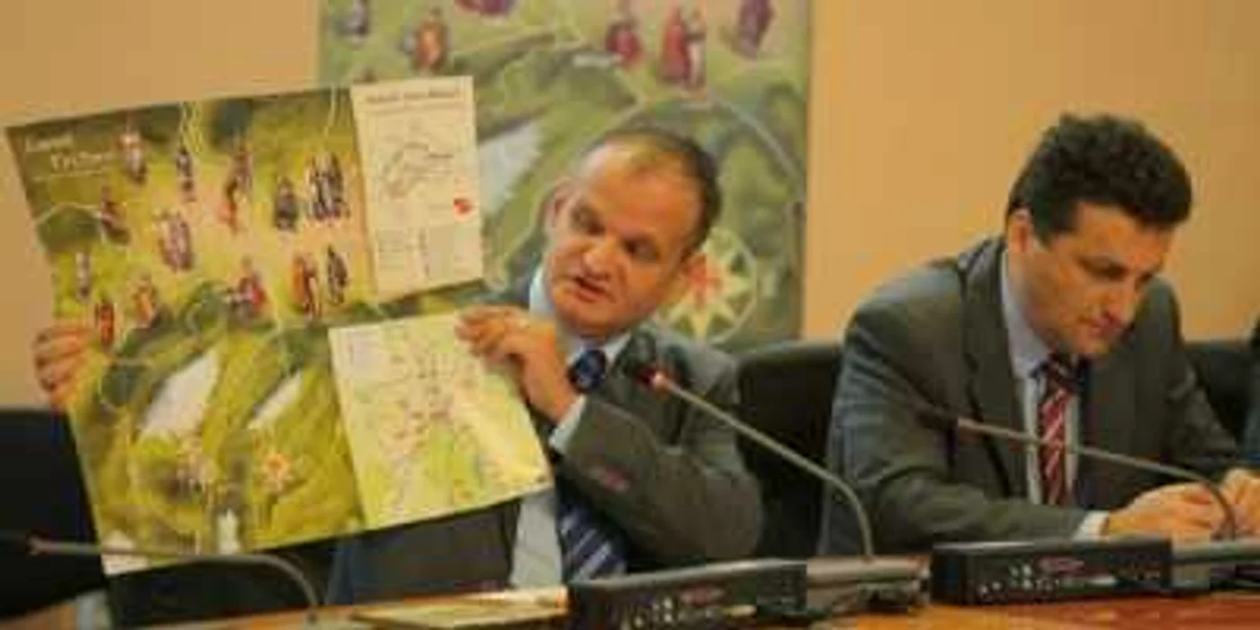 Dragoş David, preşedintele AMB a prezentat ieri strategia de promovare a Braşovului. Foto: Bogdan Crăciun