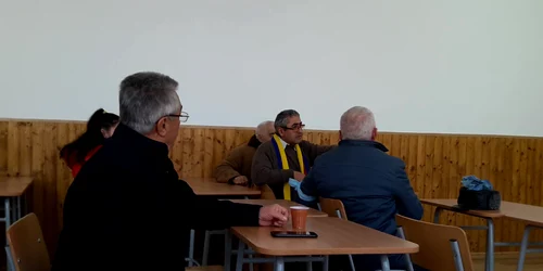 5e1f36125163ec4271253427 jpg