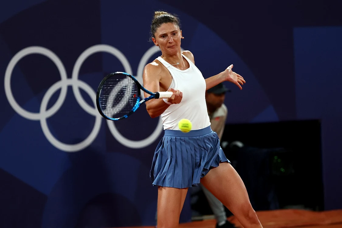 Irina Begu a avut puterea să revină în disputa cu Venus Williams (Foto: EPAImages)