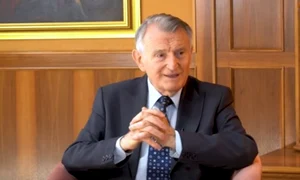 Dr Virgiliu Stroescu, foto captura YouTube  jpg