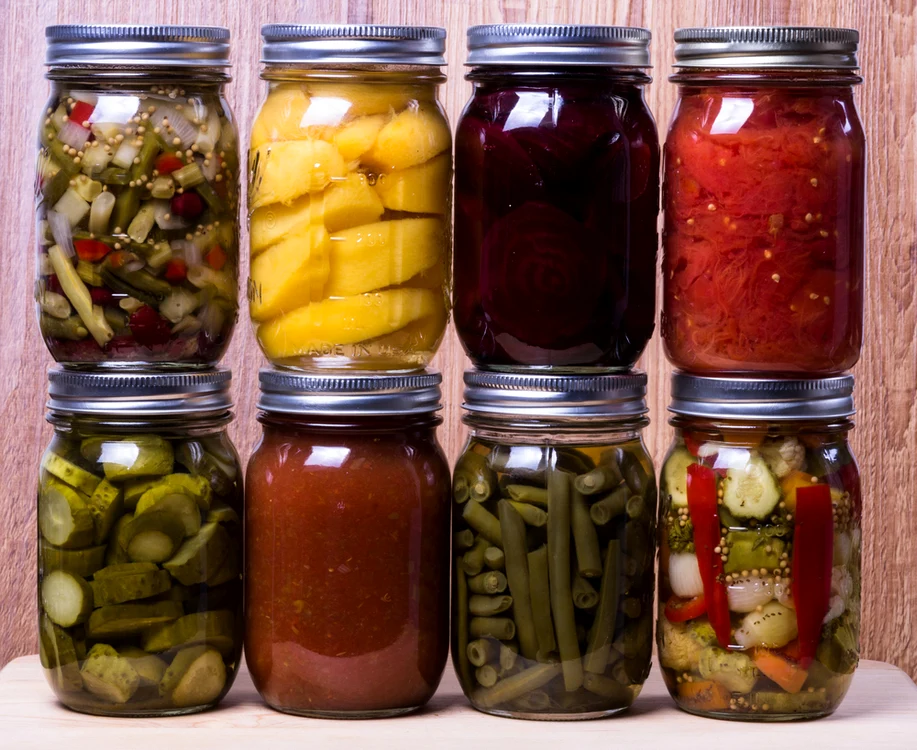 Conservele domestice, de la stoc alimentar la exercițiu creativ jpeg