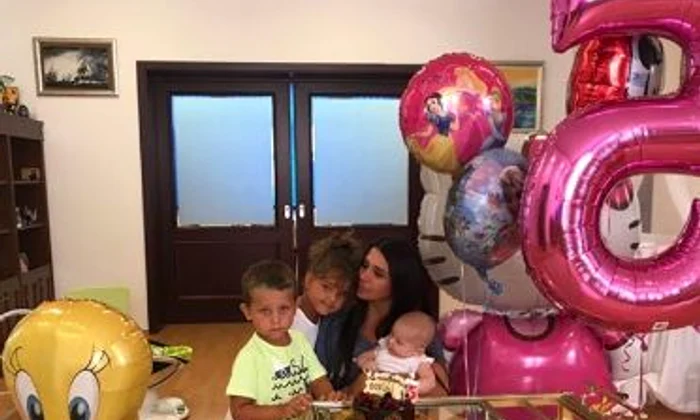 copiii Elenei Basescu Sofia Anais si Traian Jr 2018 (2) jpeg