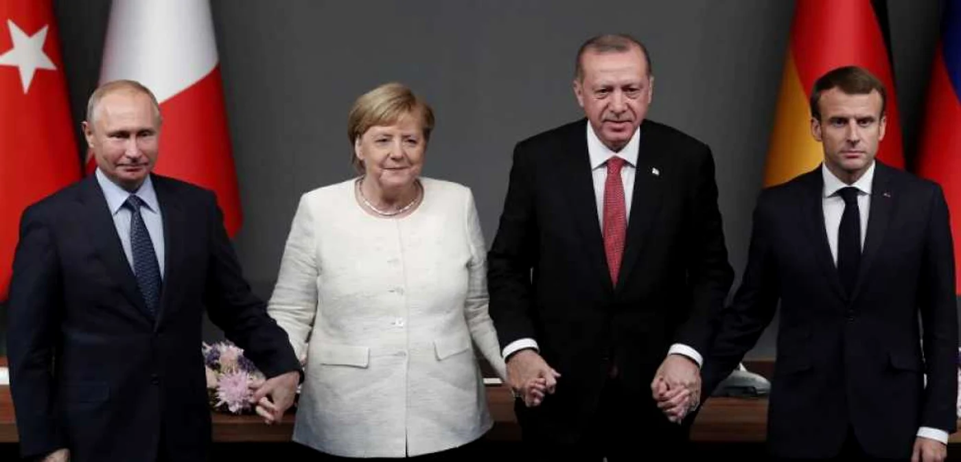 Vladimir Putin, Angela Merkel, Recep Tayyip Erdogan si Emmanuel Macron la summitul din Istanbul FOTO AFP