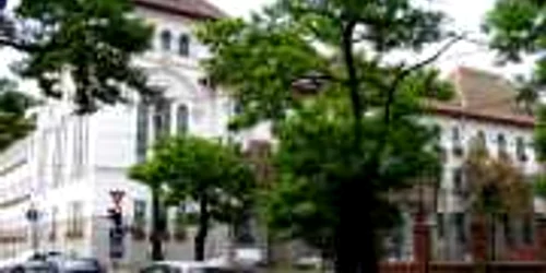 Bulevardul CD Loga va fi închis circulaţiei pentru două ore