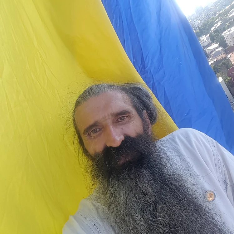
    Cezar Avramuță a fotografiat Piața Romană de la 30 de metri  