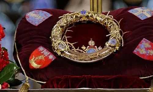 coroana cu spini a lui isus getty images jpg