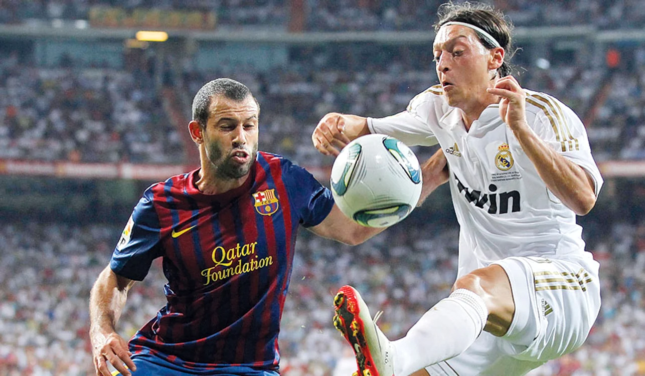 Ultimul duel dintre Mascherano şi Özil a fost câştigat de jucătorul Barçei, în Supercupa Spaniei