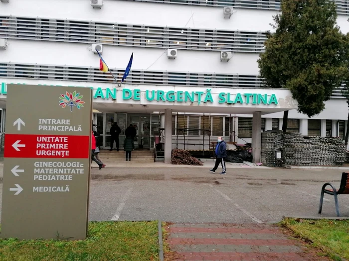 La SJU Slatina medicamentele care dau cele mai mari speranţe pacienţilor afectaţi de COVID sunt pe sponci FOTO: Alina Mitran