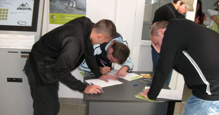 Elevii şi studenţii pot lucra legal în timpul vacanţei de vară