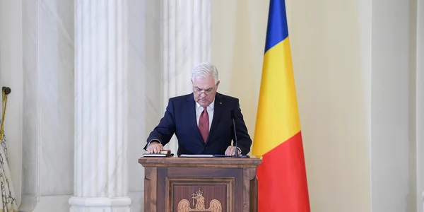 Angel Tîlvăr a depus jurământul FOTO presidency.ro