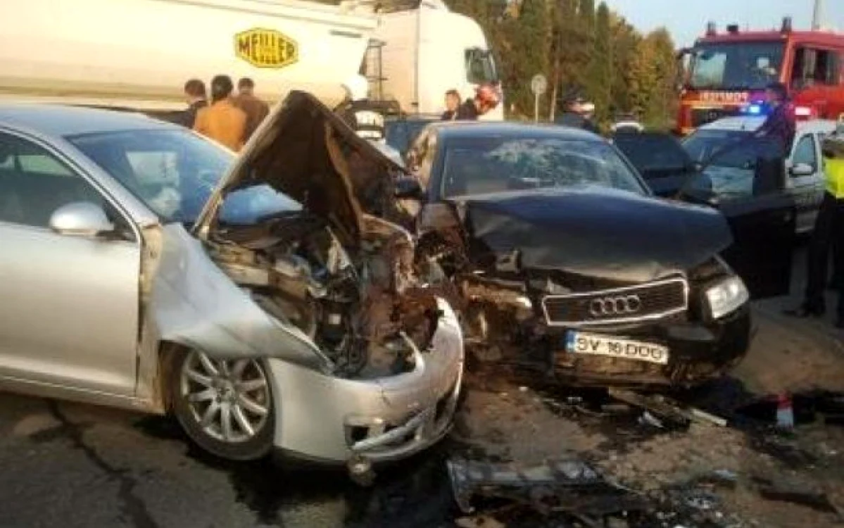 Maşinile implicate în accident FOTO: Ziarul de Iaşi