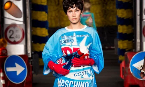 Moschino jpeg