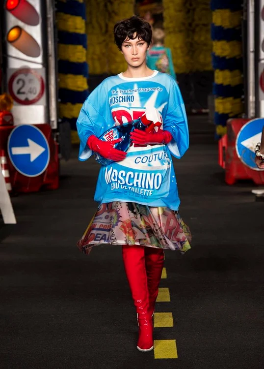 Moschino jpeg