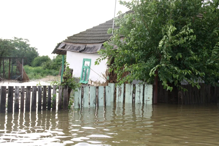 Case din Ceatalchioi, sub ape FOTO Arhivă Adevărul