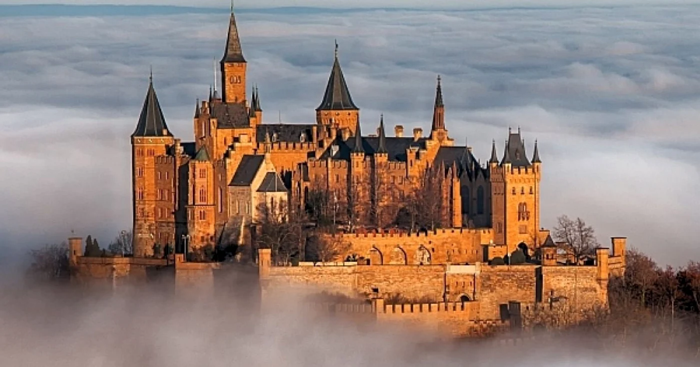 Castelul Hohenzollern din Berg Hohenzollern