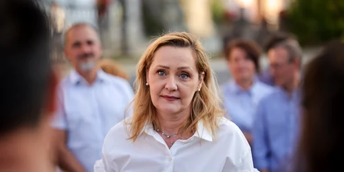 lasconi FB usr Brasov jpg