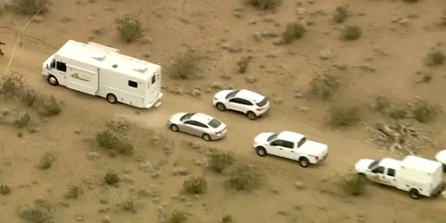 6 cadavre gasite in desertul mojave FOTO captura video jpg