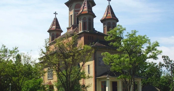 Biserica ortodoxă din Lovrin